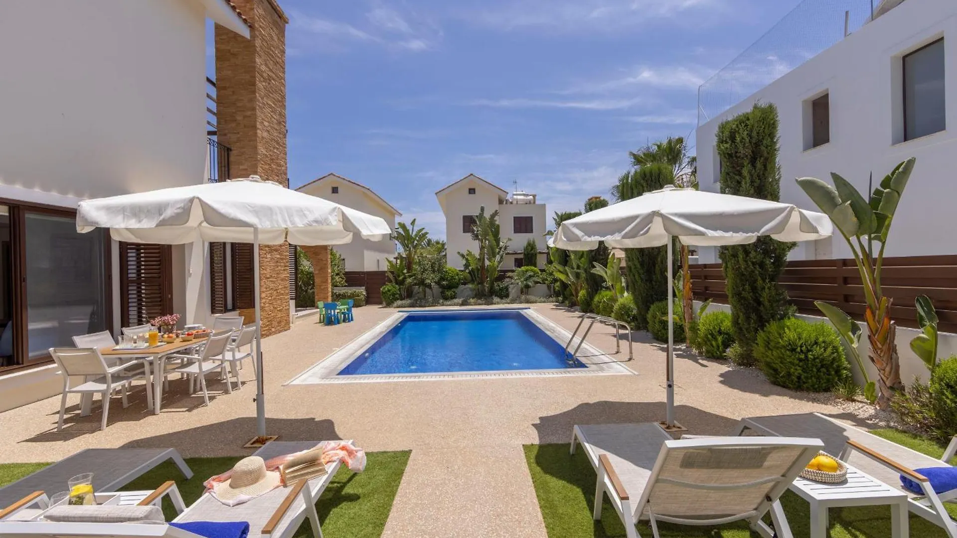 Ayia Napa Luxury Seaside Villa Ionion H15