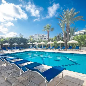 3* Apartmanhotel Pavlinia &